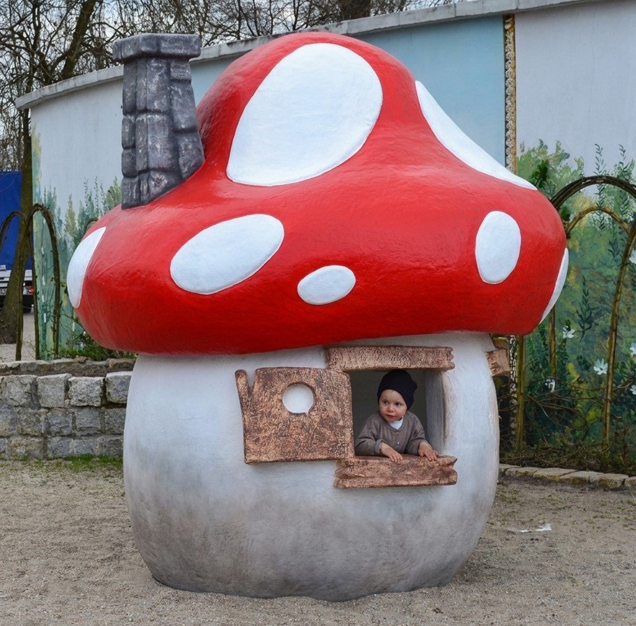 Mushroom House (Playhouse)